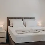 Kuca Villa Grab