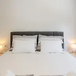 Kuca Villa *