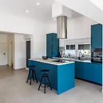 Villa Kuca Grab