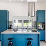 Villa Kuca Grab