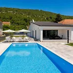 Villa Kuca