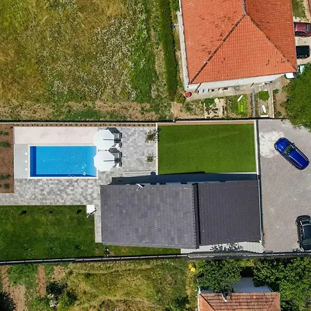 Villa Kuca *