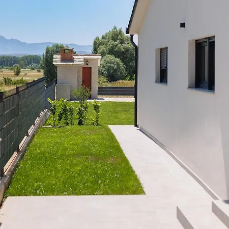 Villa Kuca *