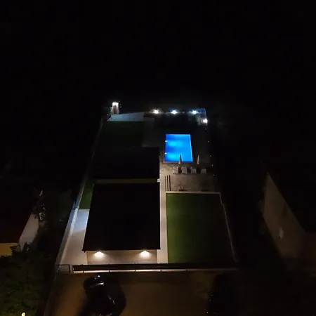 Villa Kuca Grab